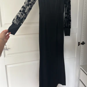 Fest klänning - Bekvämt klänning  Nytt