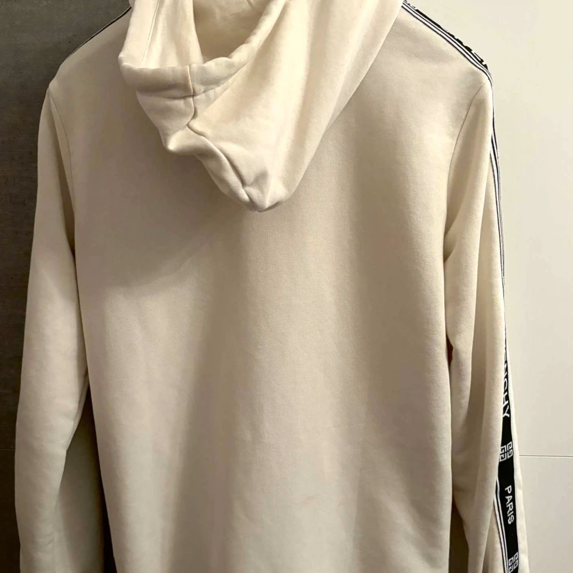Givenchy Zip Hoodie beige - 90