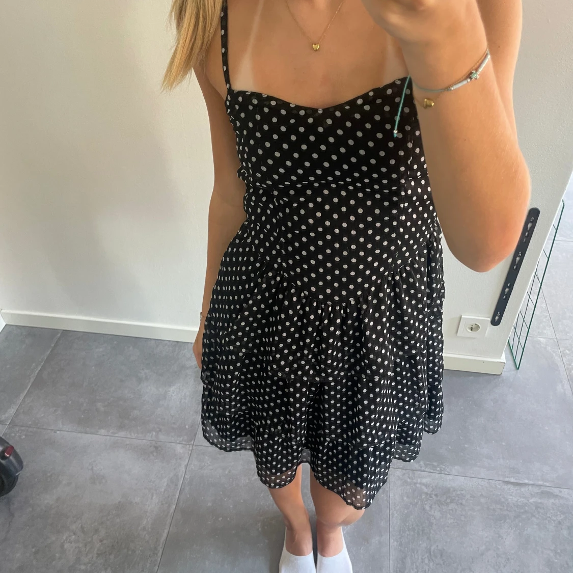 Prickig klänning  - 90