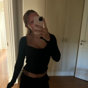 Topp - Säljer min tröja från Gina Tricot💕 aldrig andvänd 