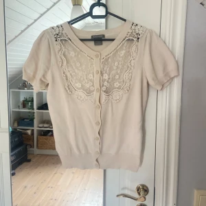 Vintage topp - Så fin att styla med, passar s/m