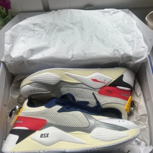 Puma springskor  - Jumpaskor aldrig använda.