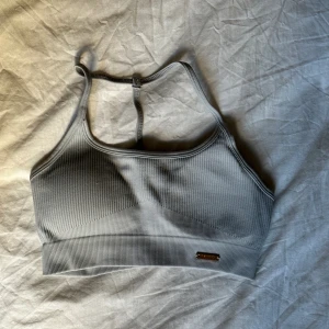 3st sport bh astaniwear - Storlek s på alla, knappt använda 