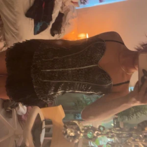 Korsett - Säljer den här coola snygga korsetten ;) köpare står för frakt 😘