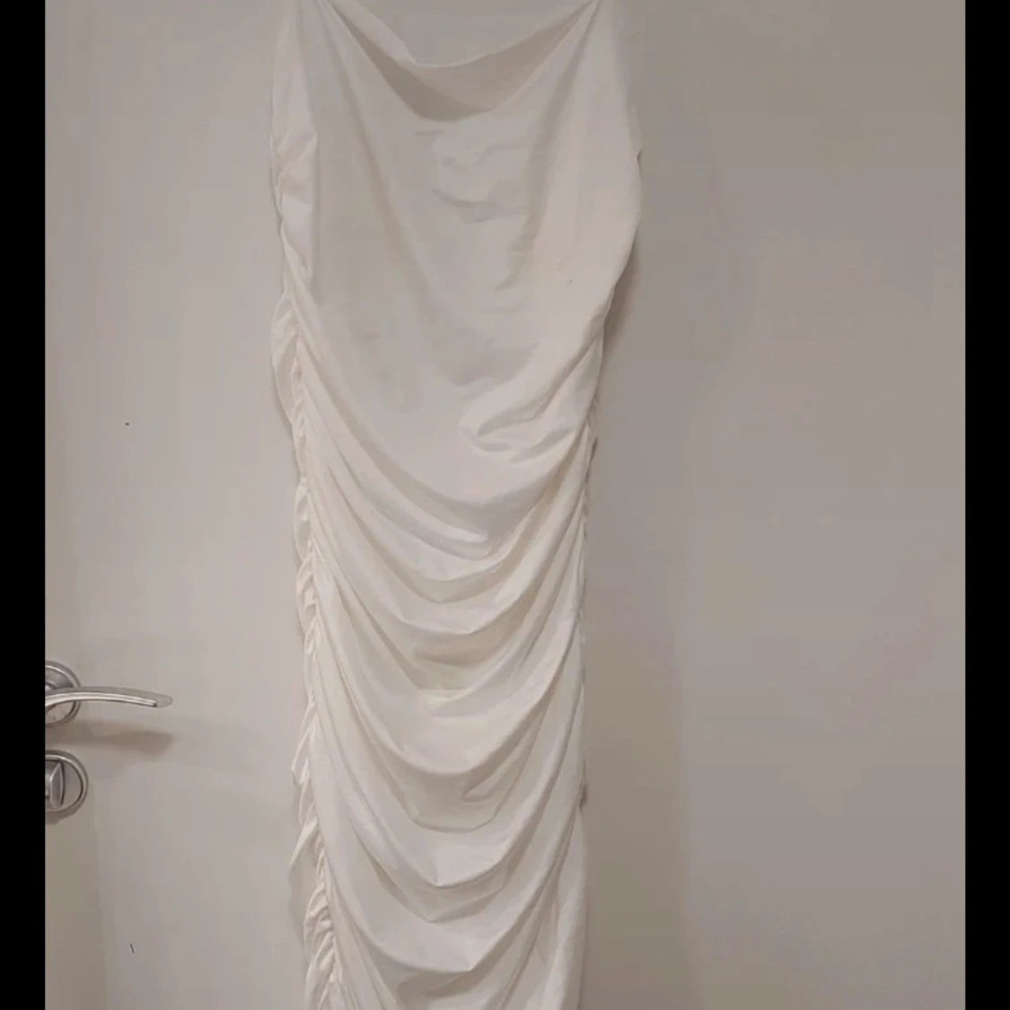 Long white snitched dress