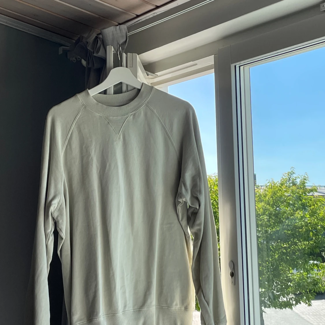 Sweatshirt beige - 91