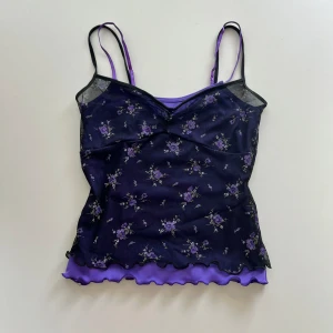 Linne - Vintage blommigt gulligt linne från F.R.E.N.D.S 💓