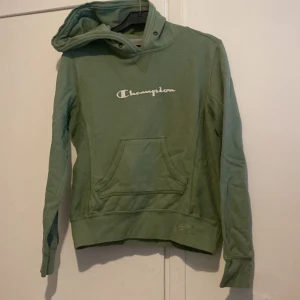 Champion Hoodie  - En fin champion hoodie i färgen pistasch grön 😍