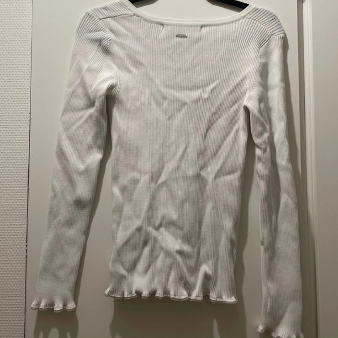 Guess tröja storlek M  - 90