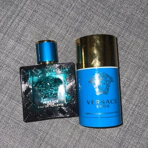 Versace  - Parfym och deodorant