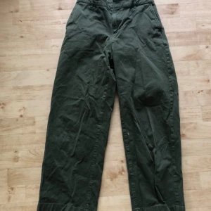 Byxor - Ett par jätte fina byxor köpta på secondhand:k)