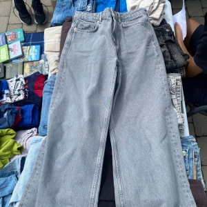 Baggy jeans - Använda 2 gånger från H&M i bra skick 