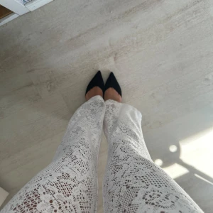 spetsbyxor - fina spetsbyxor/yogapants från nelly by nelly helt oanvända i storlek xs💗💗