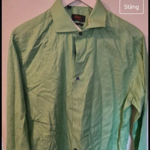 Skjorta - Grön&vit skjorta