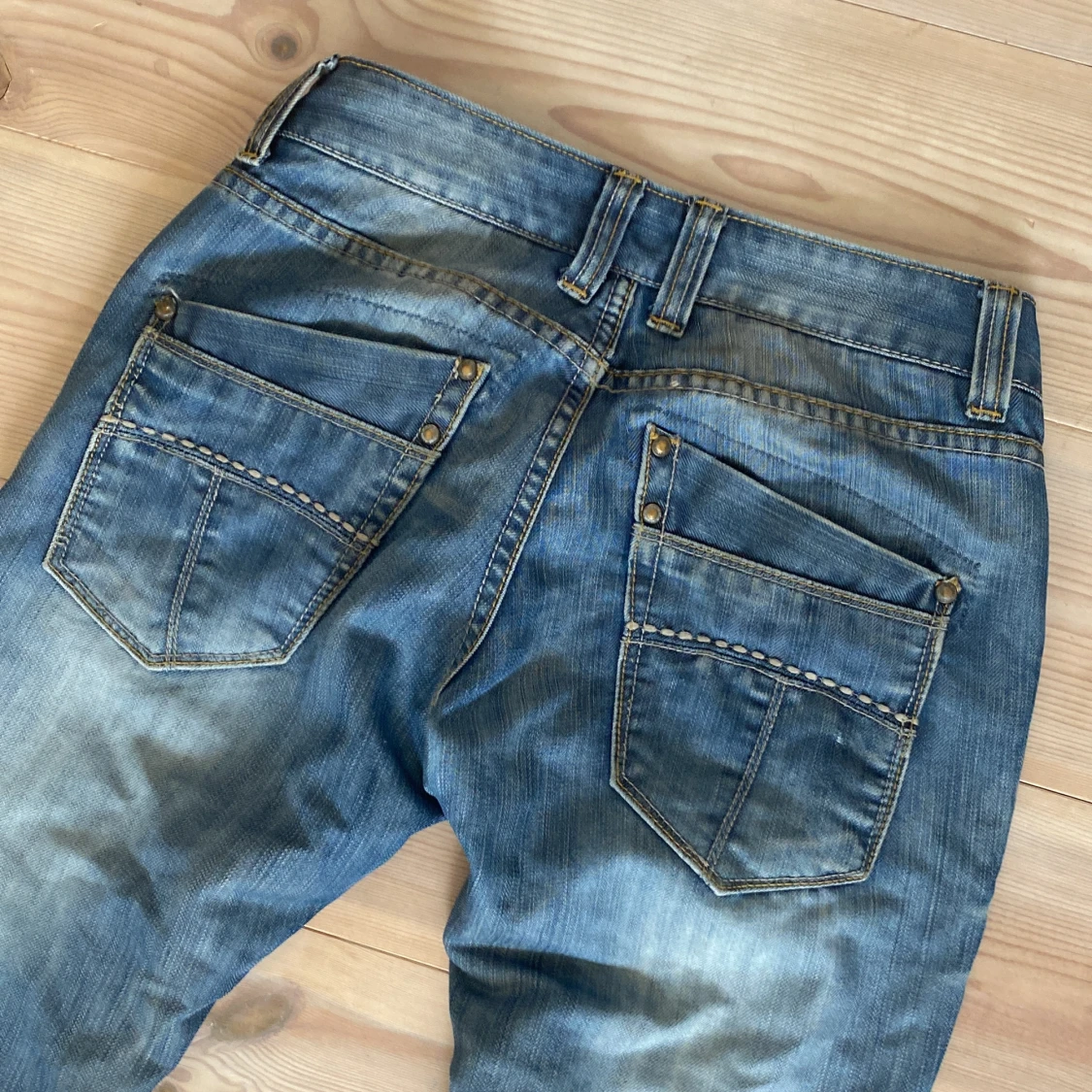 Bootcut jeans från M.O.D - 90