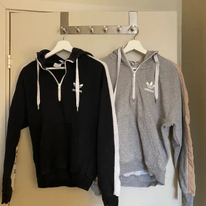 Adidas hoodies  - 2 st adidas tränings hoodies, priset gäller båda