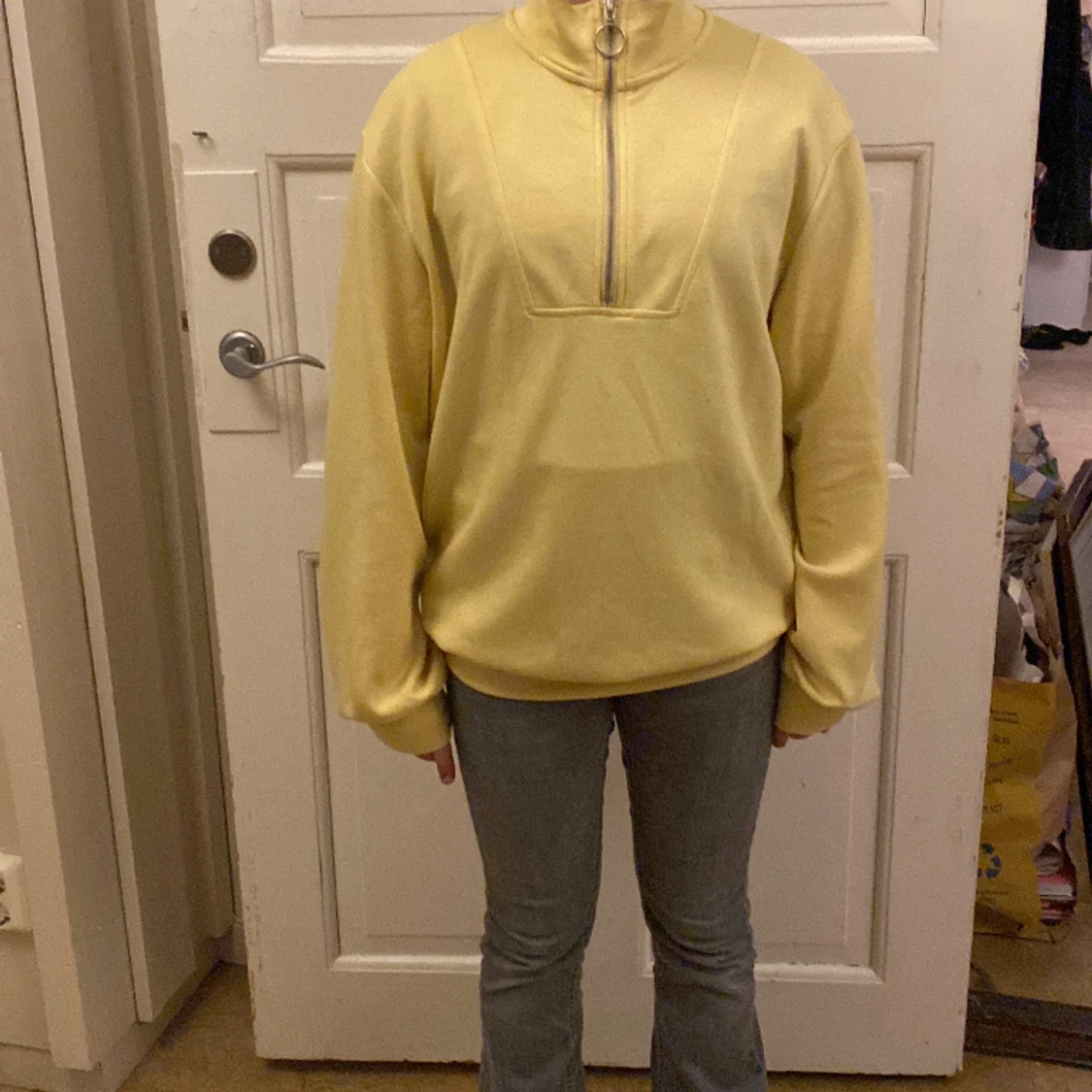 Gul sport tröja