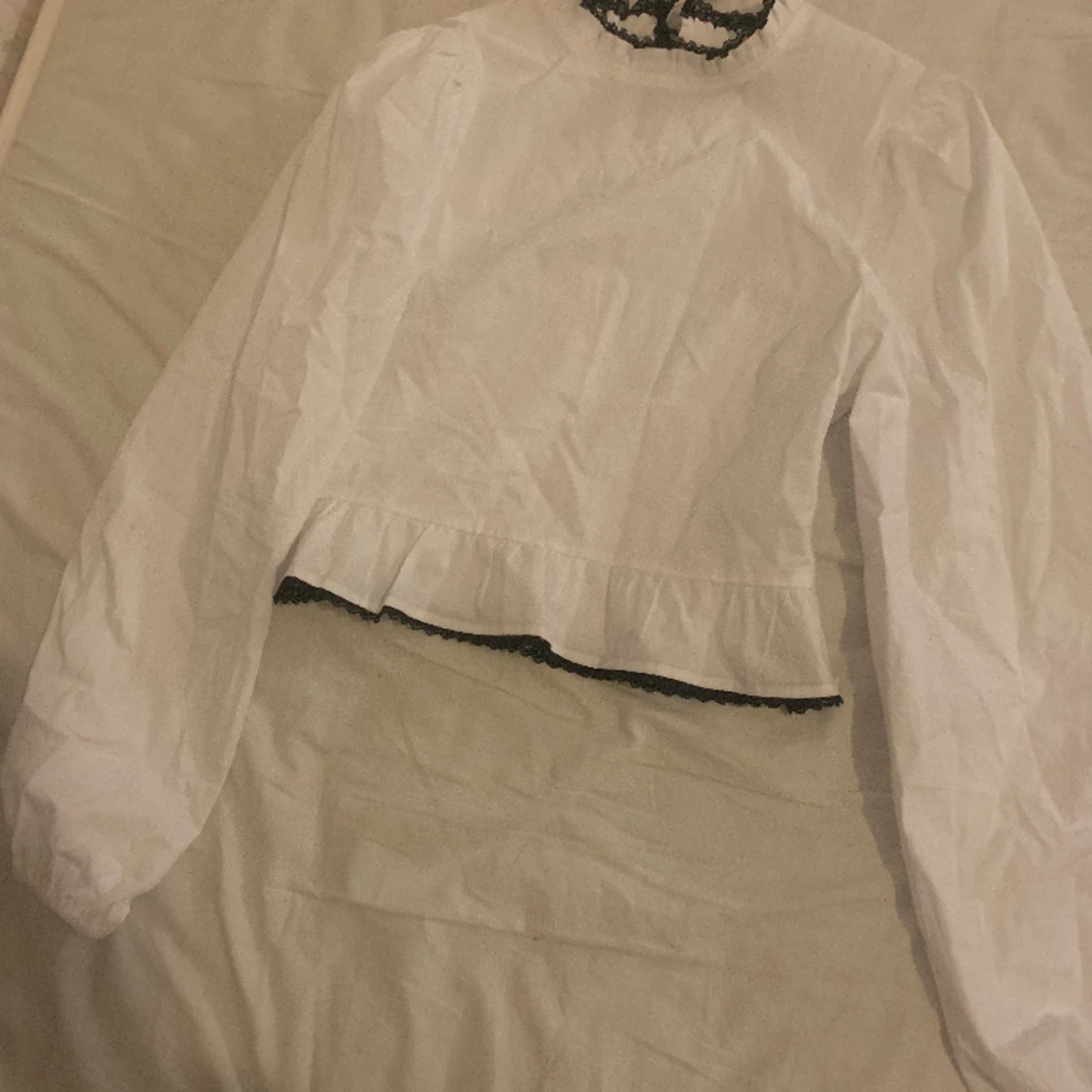  Vit och svart blus/topp