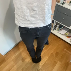 Svarta perfect jeans  - Säljer mina bootcut jeans från gina pga att de har blivit för små, dm vid intresse💓