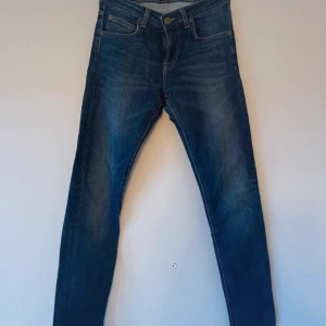 Lee Jeans - Skick 9/10 änvända fåtal gånger. Pris kan diskuteras. Hör av vid funderingar