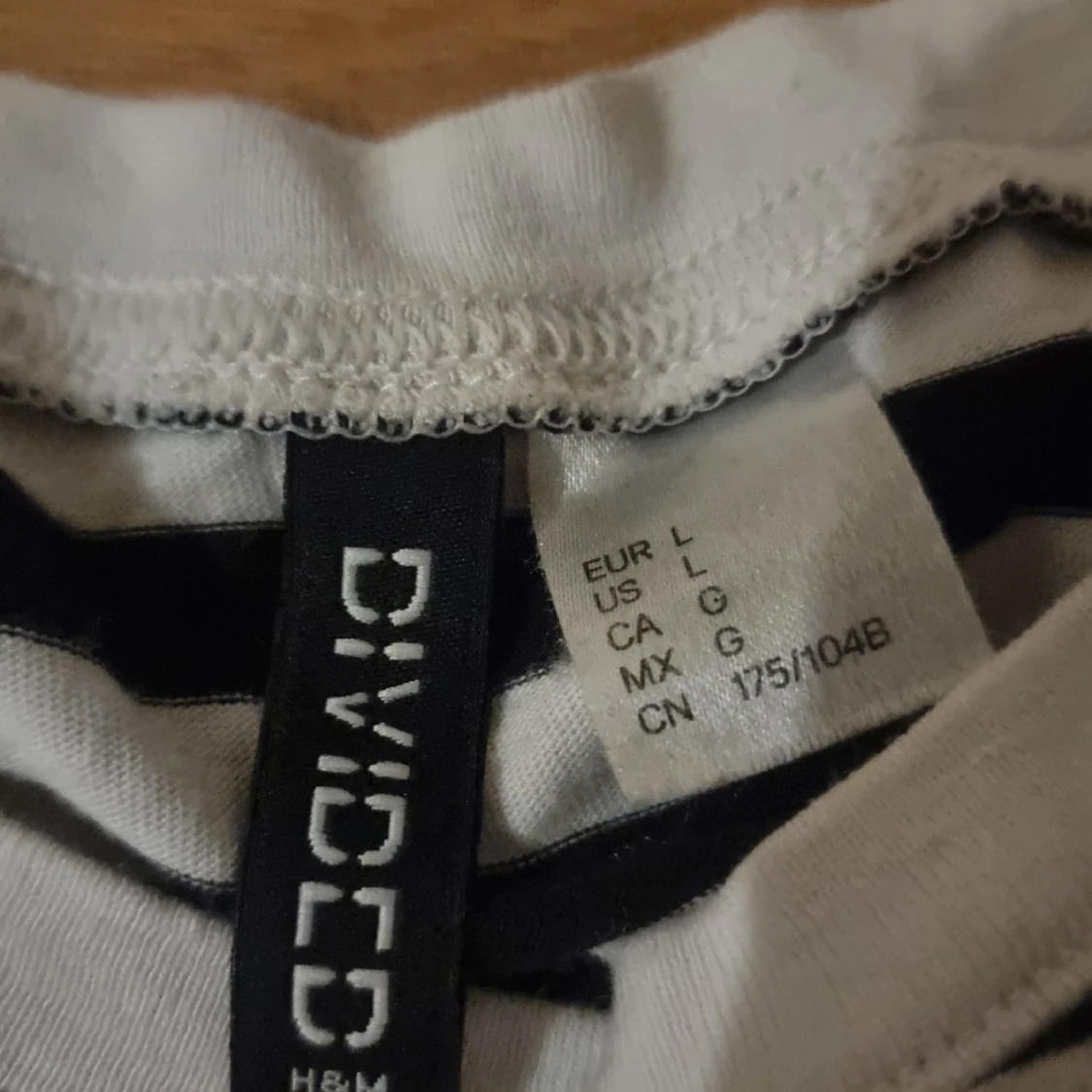 Randig T-shirt  - 91