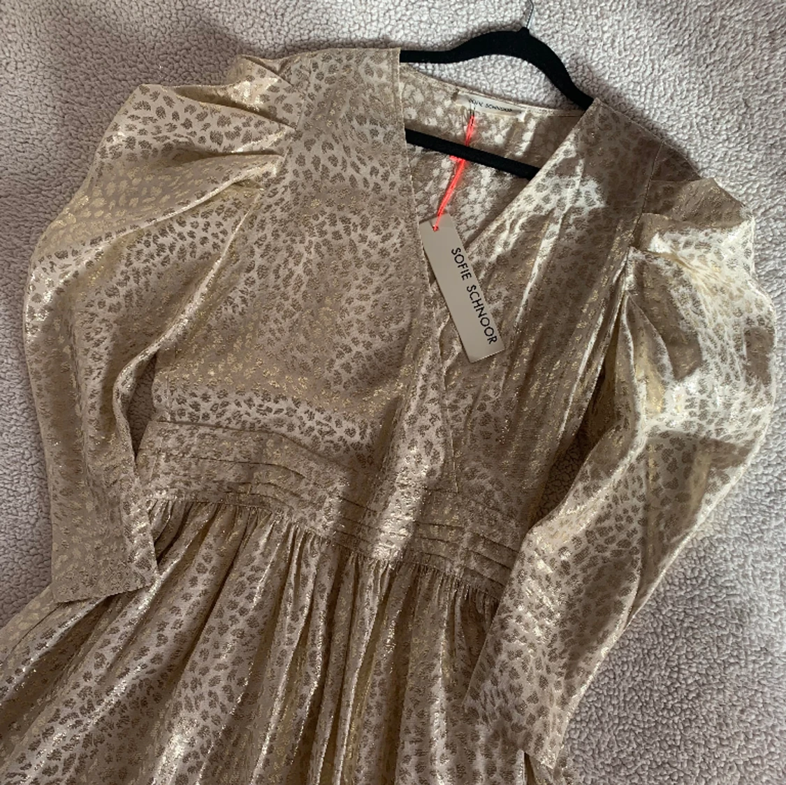 Sofie Schnoor guldig leopard klänning - 90