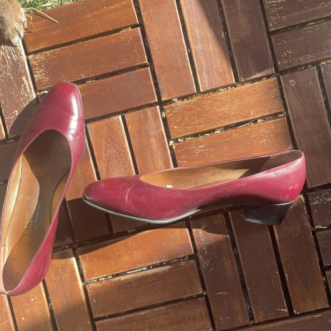 Röda Ballyskor - 90