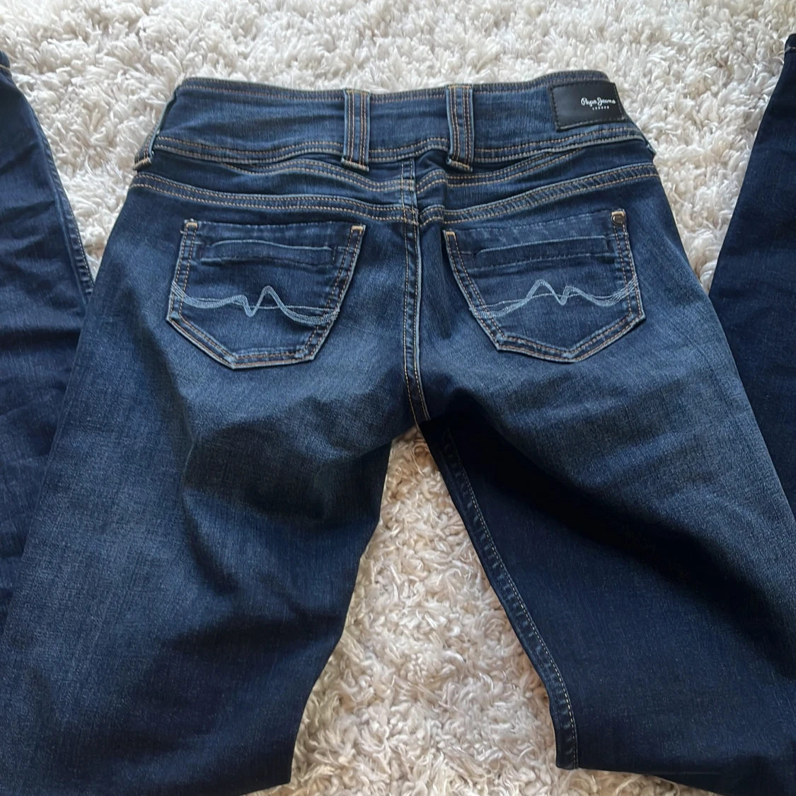 Mörkblå jeans från Pepe Jeans - 1