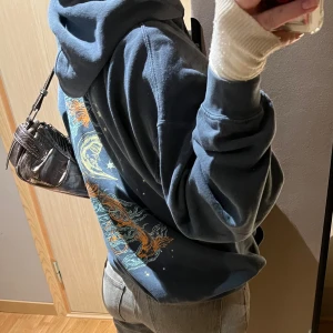 Hoodie 🔥🔥 - Fett cool hoodie som jag älskar 🤪🫶🏼🫶🏼