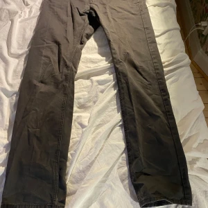 Armani jeans - Myxket bra skick, passar för längden ungefär 160 cm 