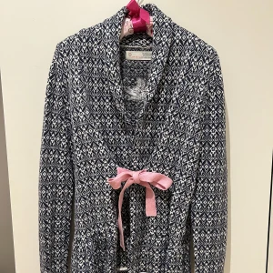 Odd Molly kofta - Så söt kofta från Odd Molly💓