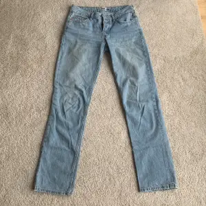 Ljusa jeans från lager 157. Modell Icon och fint skick. 
