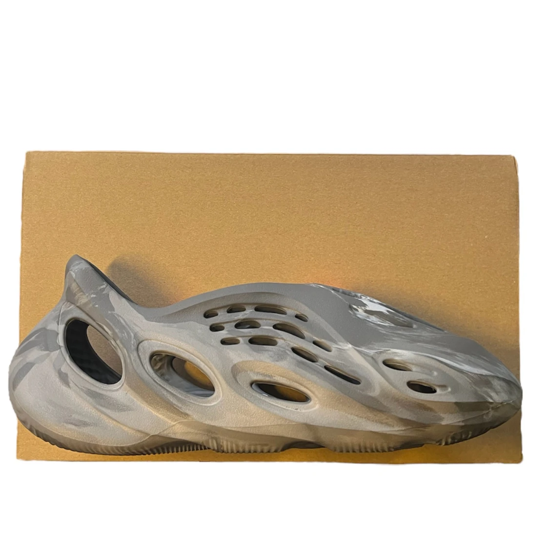 Yeezy foam runner ”mx granite