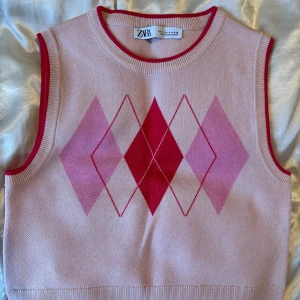 Zara väst  - Storlek S. Använd en gång. 