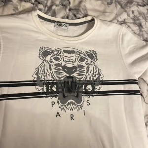 Kenzo Paris  - Kan mötas bara i Malmö o Sundsvall o Eskilstuna Stockholm 