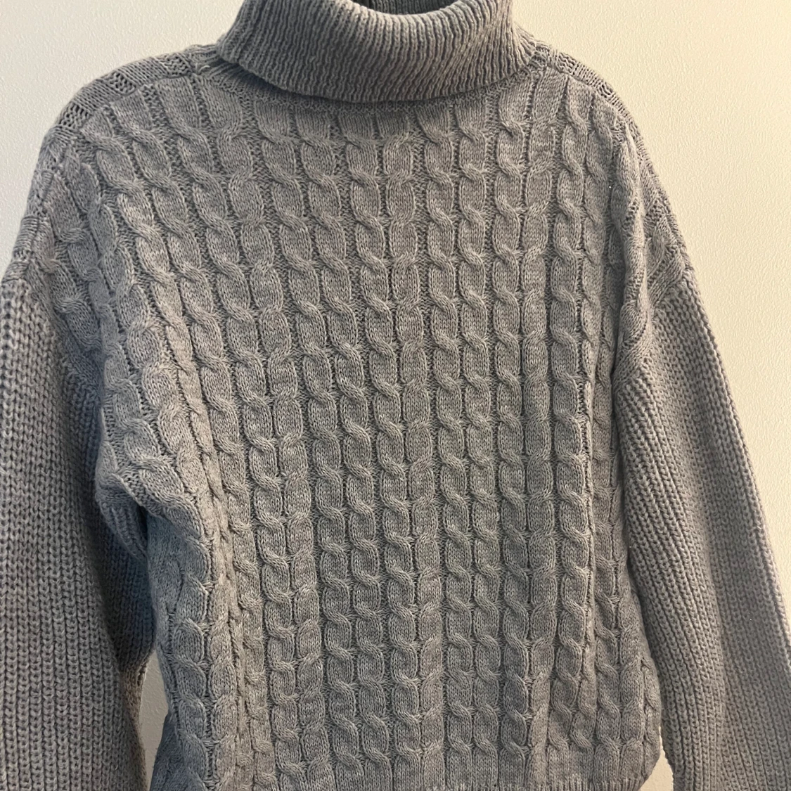 Stickad tröja  - 90