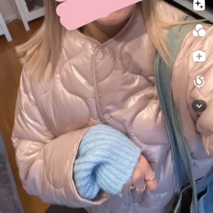 Jättefin jacka!! - Pris går alltid att diskutera 🫶🏻
