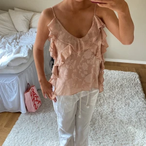 Topp/blus - Supersnygg!!! Kontakta mig innan du köper