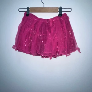 Rosa och lila kjol  - Rosa,lila,kjol,festlig