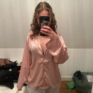 silkes pjyamas  - lite mer rosa i verkligheten, från lager 157