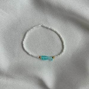 Pärlarmband  - 💙