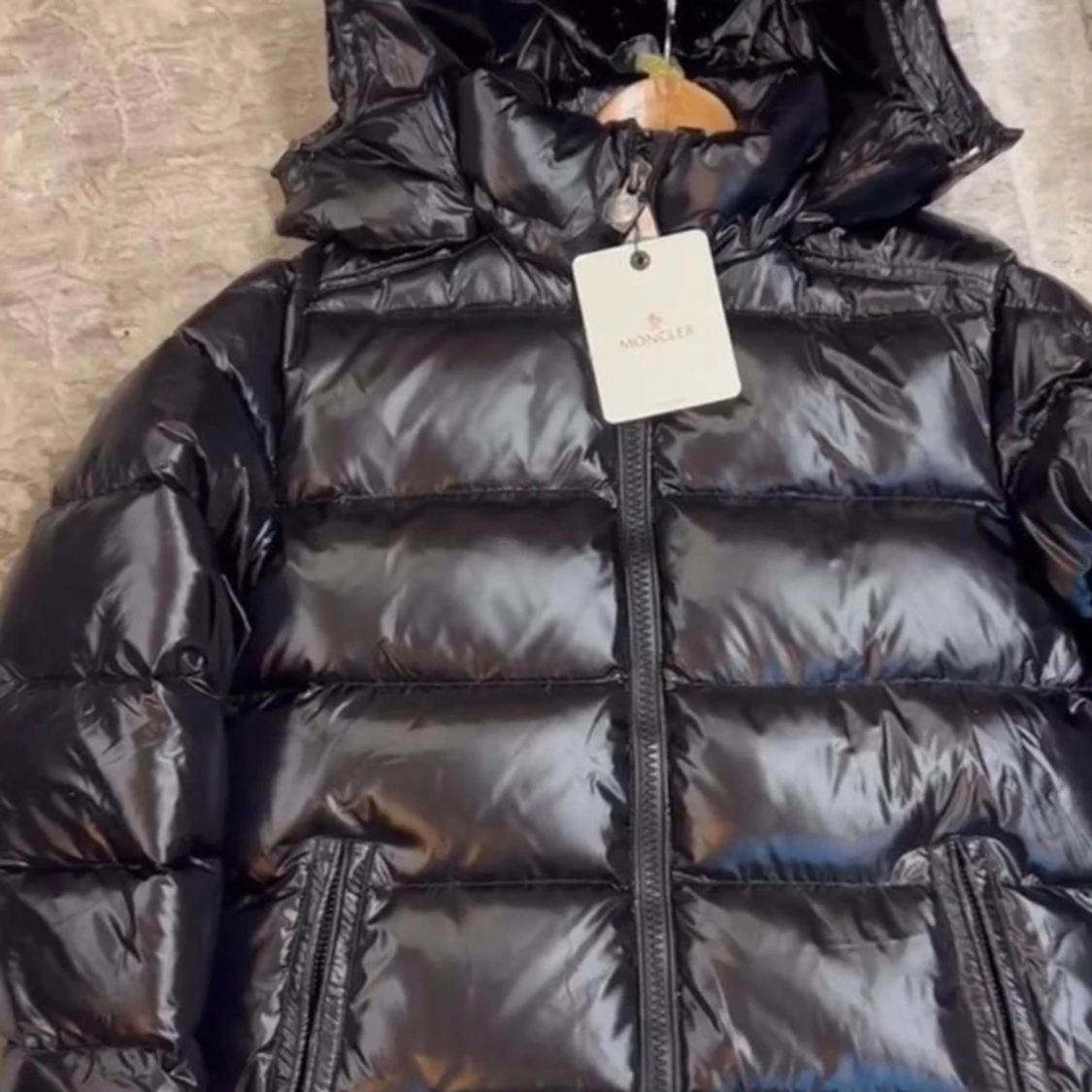 Moncler maya