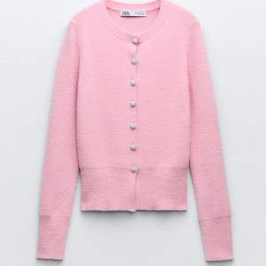 En rosa kofta från Zara som är använd tre gånger💗 