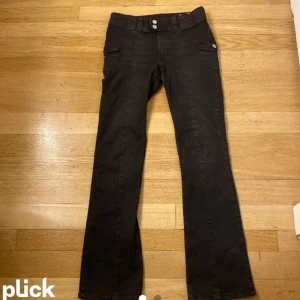Snygga bootcut jeans - Säljer dessa snygga lågmidjade jeans då de inte kommer till användning längre ❤️