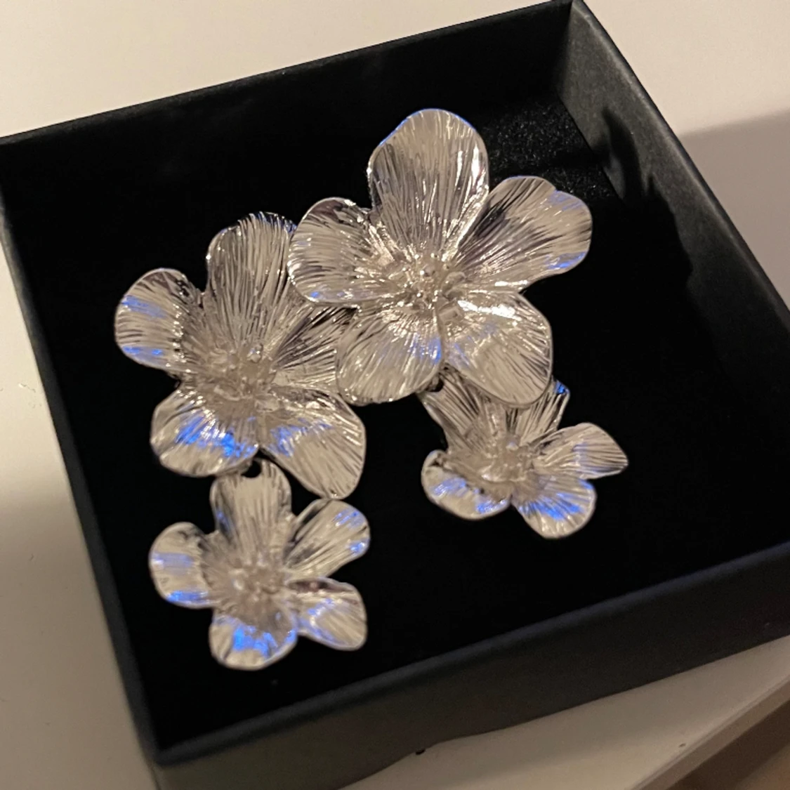 Blom örhängen  - 90