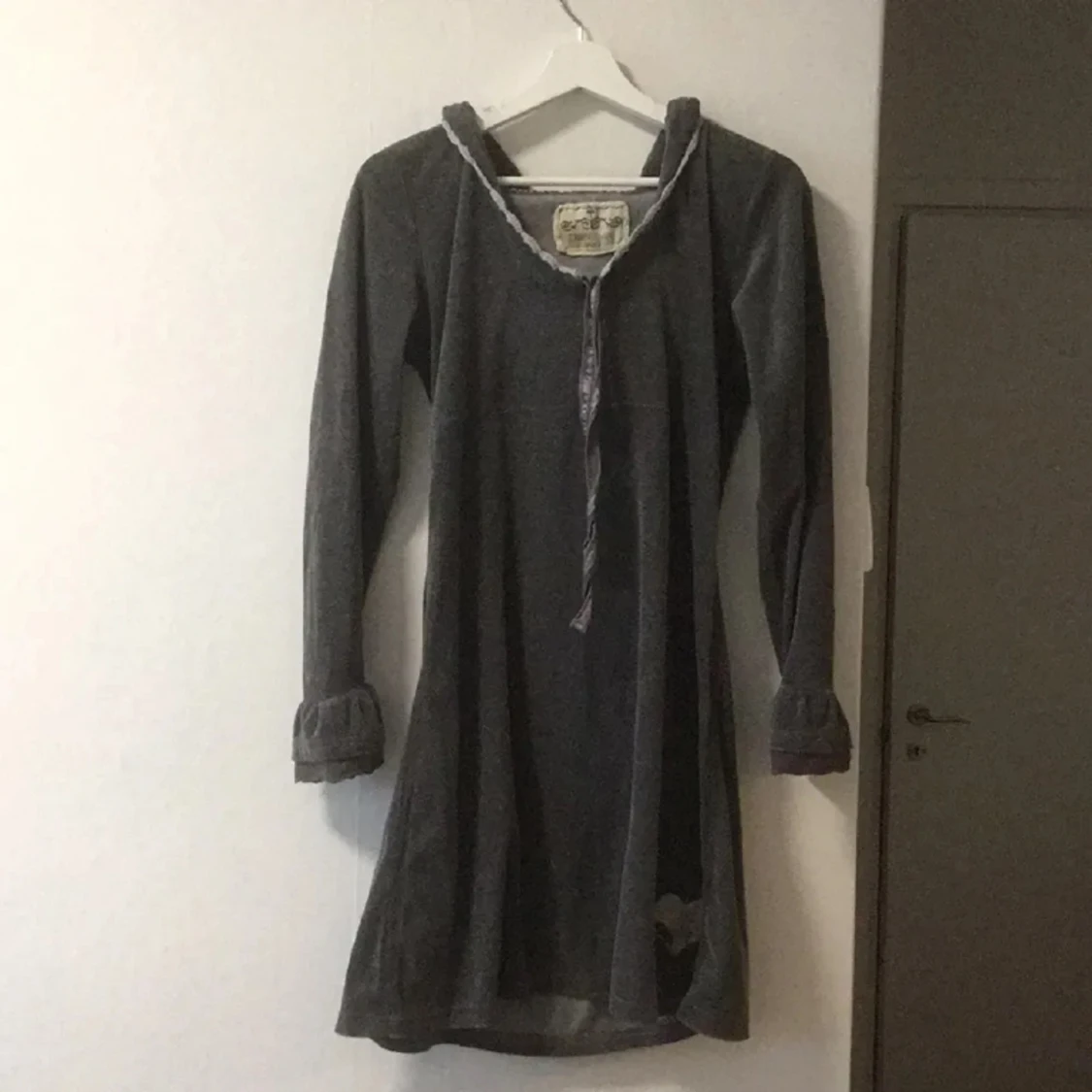 Klänning grå 