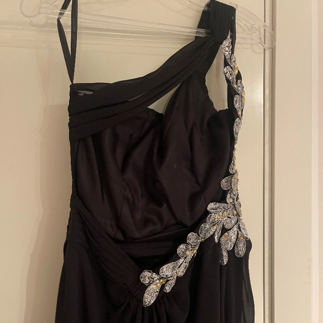 Balklänning med öppenrygg  - 91