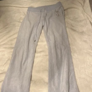 Lågmidjade vintage juicy💕 - Lägger up igen 