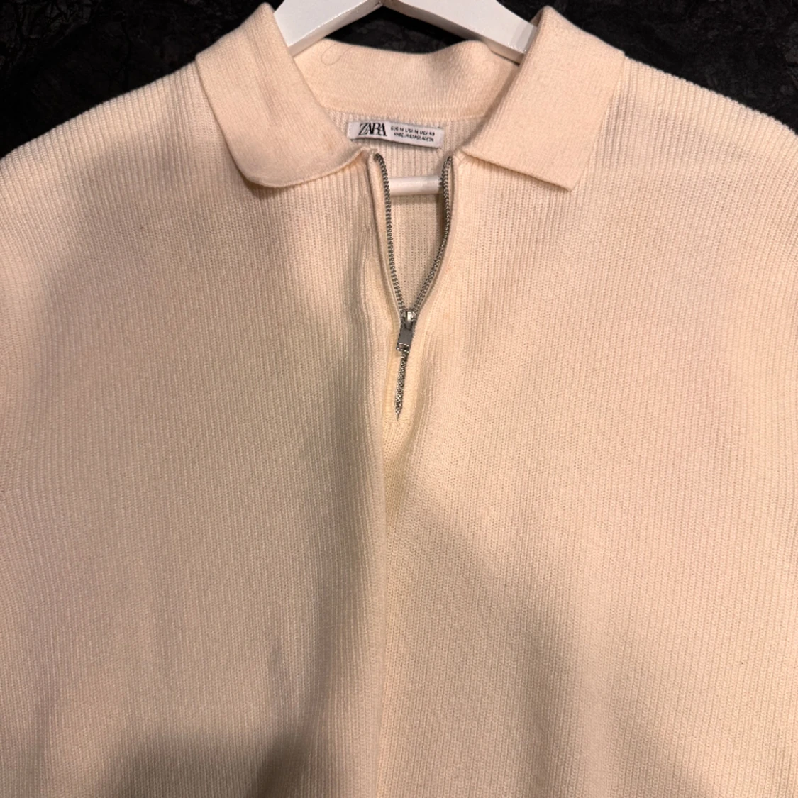 Oanvänd tröja från Zara!  - 90