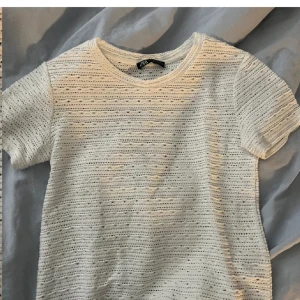 Tröja från zara  - En jätte fin tröja från zara i bra skick❤️
